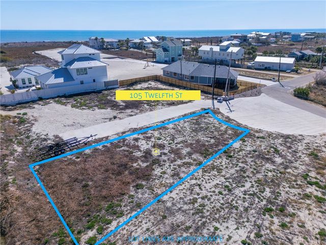 105 S 12th St., Port Aransas, TX 78373