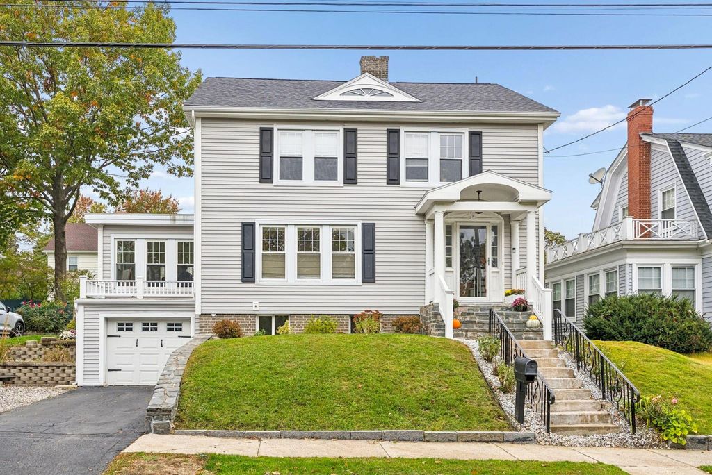 21 Washburn Avenue, Portland, ME 04101 — exterior