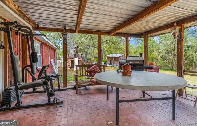 5912 Yellow Bluff Road, Blackshear, GA 31516