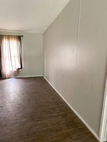189 County Road 2223, Cleveland, TX 77327