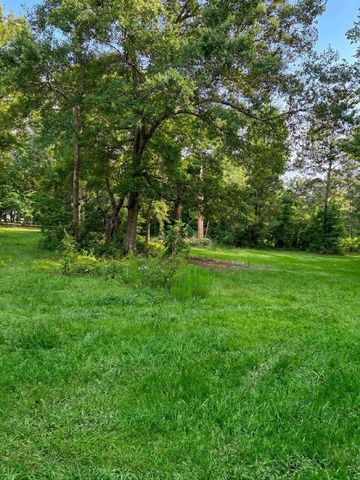 189 County Road 2223, Cleveland, TX 77327