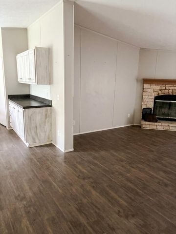 189 County Road 2223, Cleveland, TX 77327