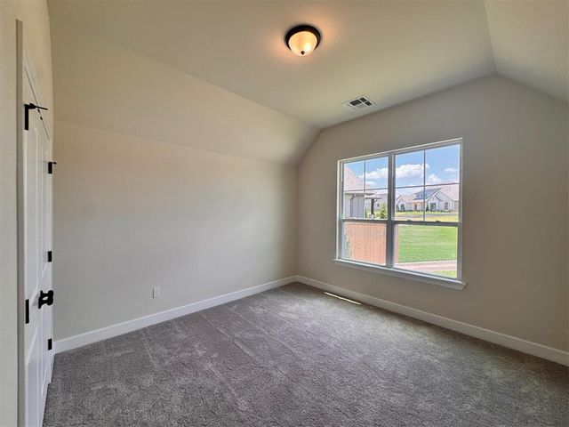 10173 NW 100th Street, Yukon, OK 73099