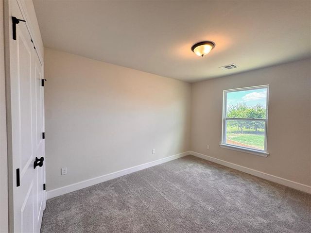 10173 NW 100th Street, Yukon, OK 73099