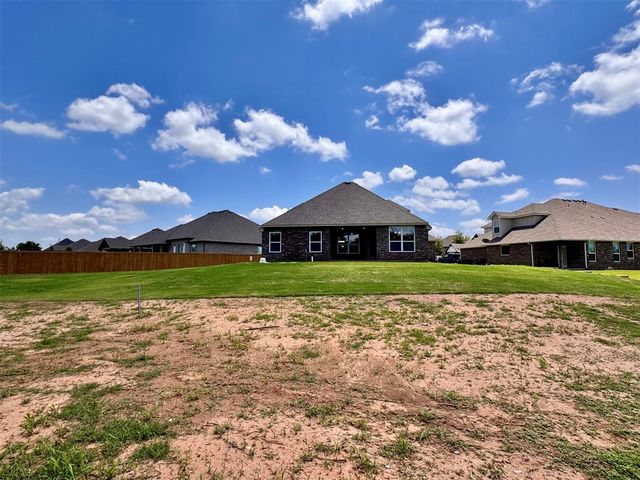 10173 NW 100th Street, Yukon, OK 73099