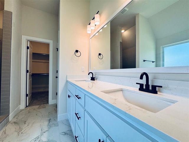 10173 NW 100th Street, Yukon, OK 73099