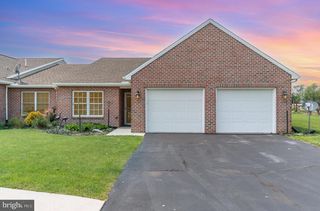 115 BLACKBIRD LN, Shippensburg, PA 17257