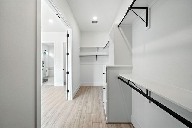 7117 England Street C, Houston, TX 77021