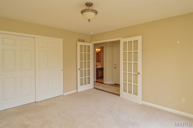 5004 Castlegate Lane, Godfrey, IL 62035