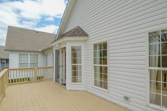 5004 Castlegate Lane, Godfrey, IL 62035