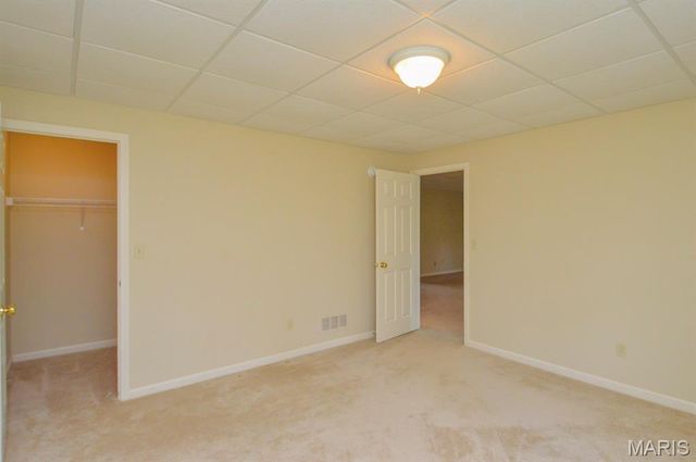 5004 Castlegate Lane, Godfrey, IL 62035