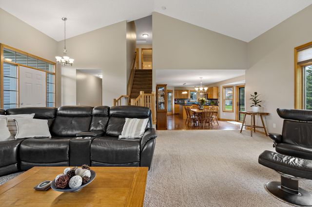 1266 127th Avenue NW, Coon Rapids, MN 55448