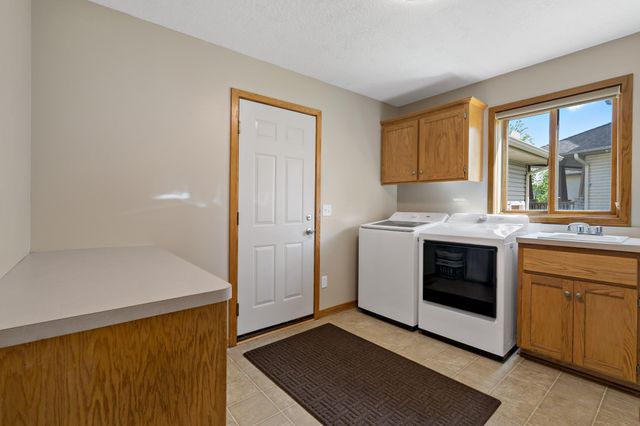 1266 127th Avenue NW, Coon Rapids, MN 55448
