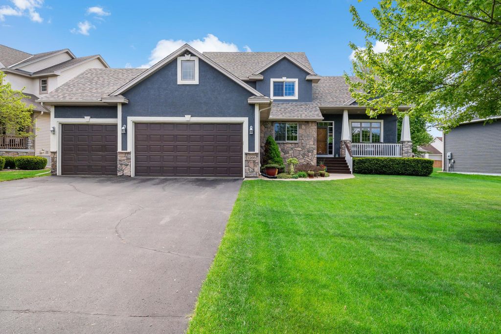 1266 127th Avenue NW, Coon Rapids, MN 55448