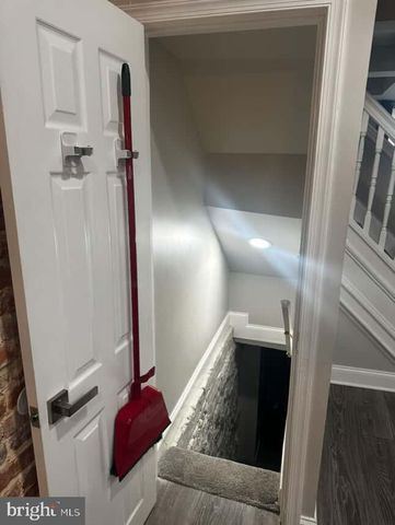 1528 N ELLAMONT ST, Baltimore, MD 21216