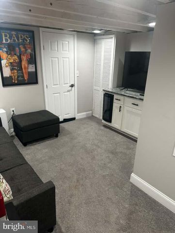 1528 N ELLAMONT ST, Baltimore, MD 21216