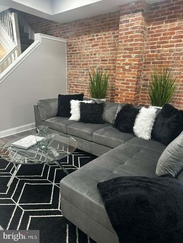 1528 N ELLAMONT ST, Baltimore, MD 21216