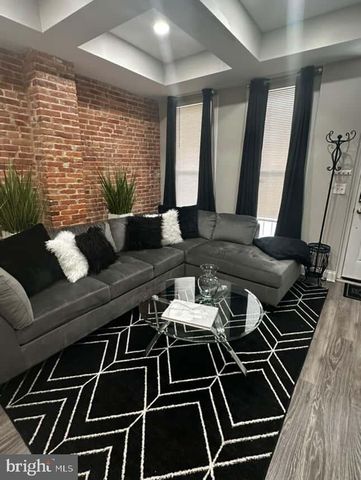 1528 N ELLAMONT ST, Baltimore, MD 21216