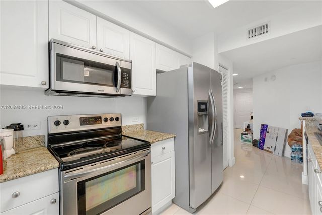 19501 W Country Club Drive 309, Aventura, FL 33180
