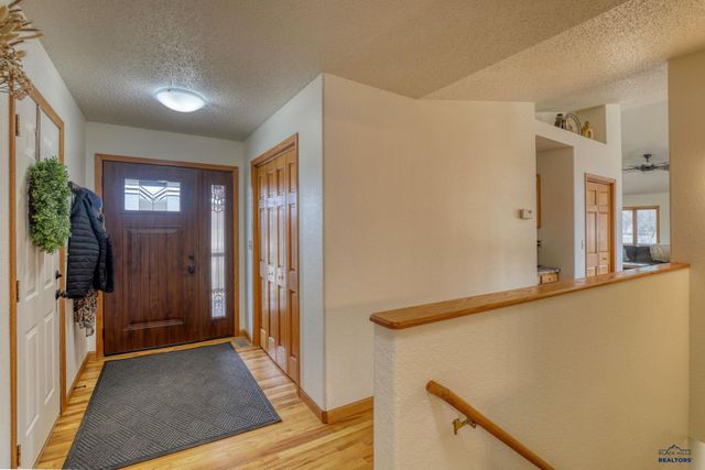 7080 ELK CREEK RD, Piedmont, SD 57769