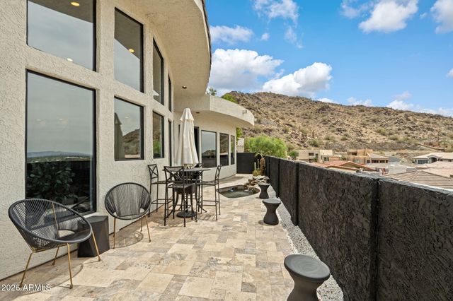 27 W COCHISE Drive, Phoenix, AZ 85021