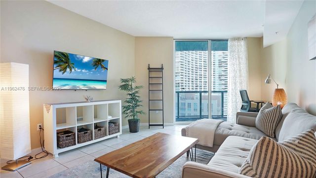 1900 N Bayshore Dr 1708, Miami, FL 33132