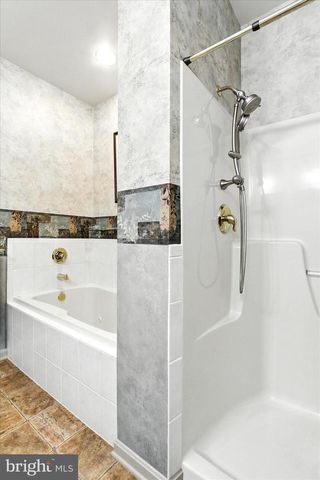 608 TRAFALGAR DR, Hagerstown, MD 21742