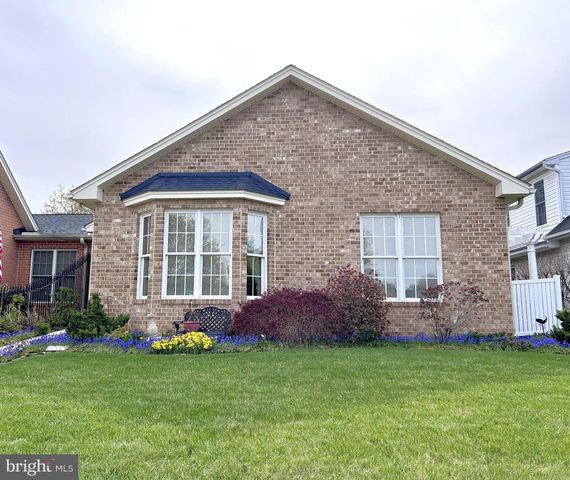 608 TRAFALGAR DR, Hagerstown, MD 21742