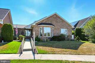 608 TRAFALGAR DR, Hagerstown, MD 21742