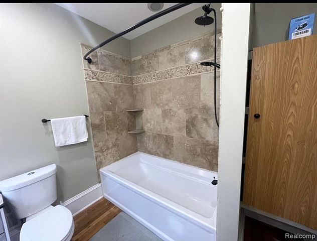 225 S Center Street, Northville, MI 48167