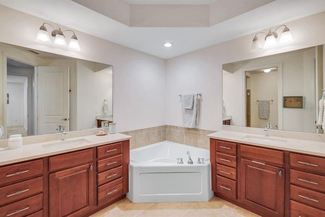 8011 VIA MONTE CARLO WAY 2111, Estero, FL 33928