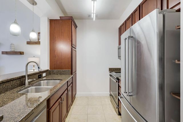 8011 VIA MONTE CARLO WAY 2111, Estero, FL 33928