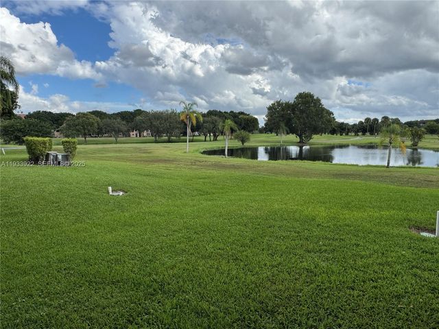 13250 SW 4th Ct 413G, Pembroke Pines, FL 33027