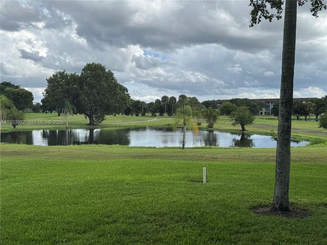 13250 SW 4th Ct 413G, Pembroke Pines, FL 33027