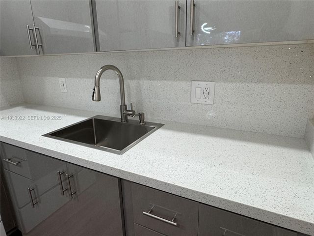 13250 SW 4th Ct 413G, Pembroke Pines, FL 33027