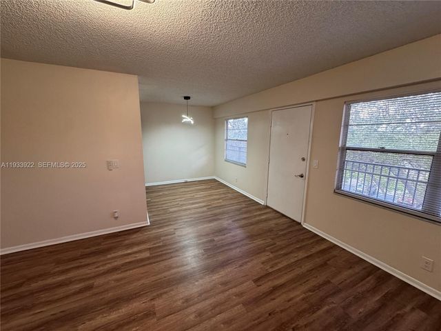 13250 SW 4th Ct 413G, Pembroke Pines, FL 33027