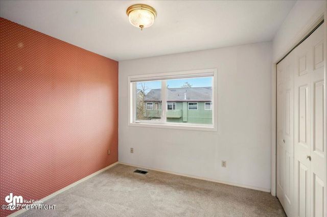 12100 Woodway Circle, Anchorage, AK 99516