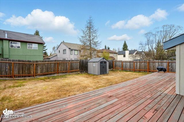 12100 Woodway Circle, Anchorage, AK 99516