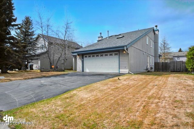 12100 Woodway Circle, Anchorage, AK 99516