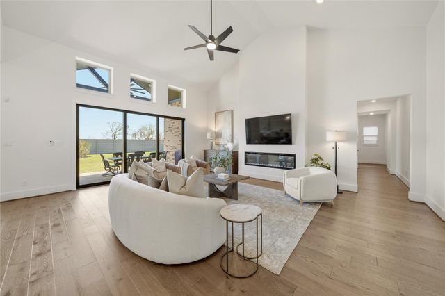 2010 Southern Landings Drive, Manvel, TX 77578