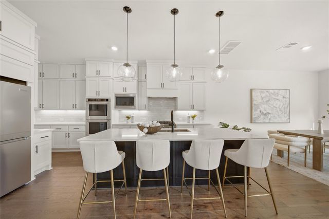 2010 Southern Landings Drive, Manvel, TX 77578