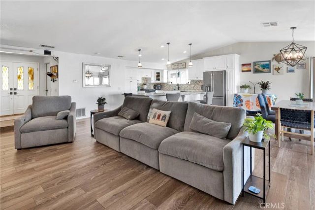 18310 Niagara, Victorville, CA 92395