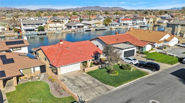 18310 Niagara, Victorville, CA 92395