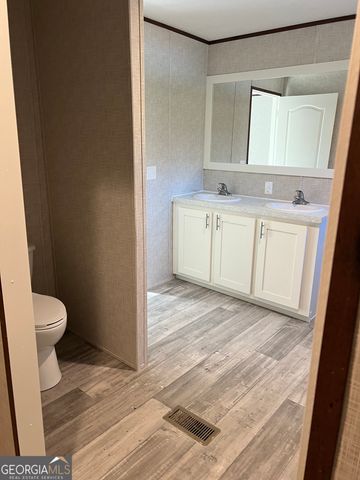 223 Pelican Road, Woodbine, GA 31569