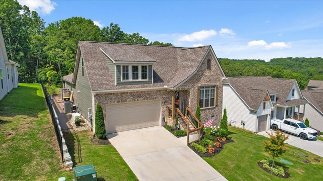 7061 Mercedes Lane, Ooltewah, TN 37363