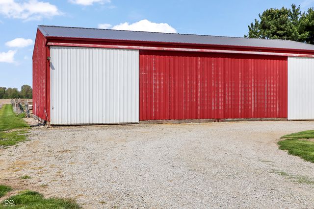 7116 S County Road 1400 E, Sheridan, IN 46069