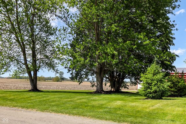 7116 S County Road 1400 E, Sheridan, IN 46069