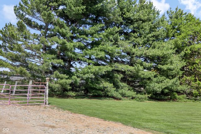 7116 S County Road 1400 E, Sheridan, IN 46069