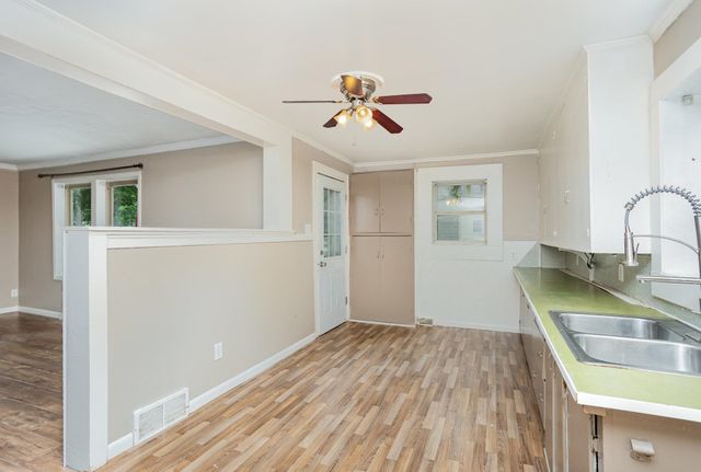 201 N Warner Street, Bay City, MI 48706