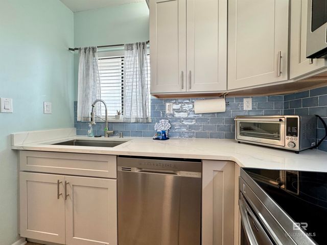 1027 W Beach Boulevard 313, Gulf Shores, AL 36542